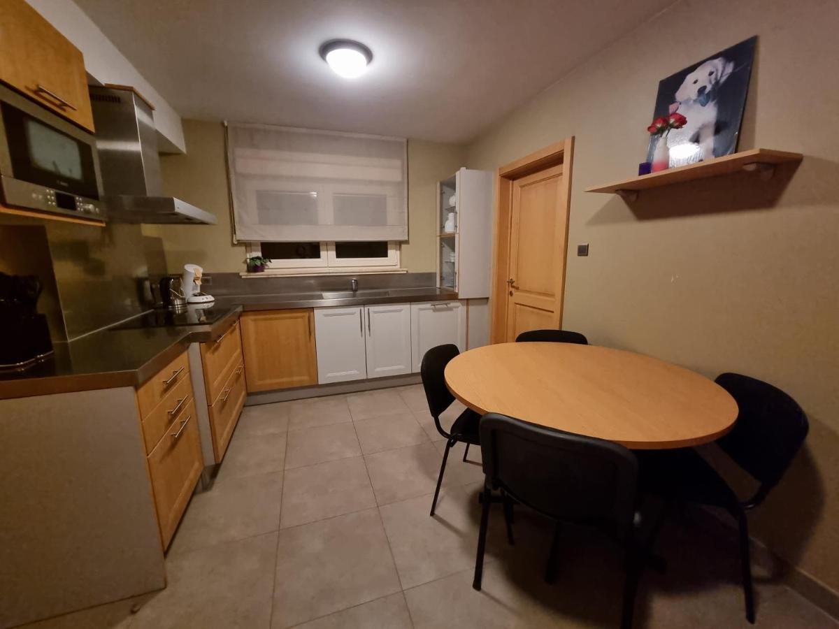 Susberg 3 Luxe Verblijf Met Zwembad En Sauna NeerNeerpelt Exteriör bild